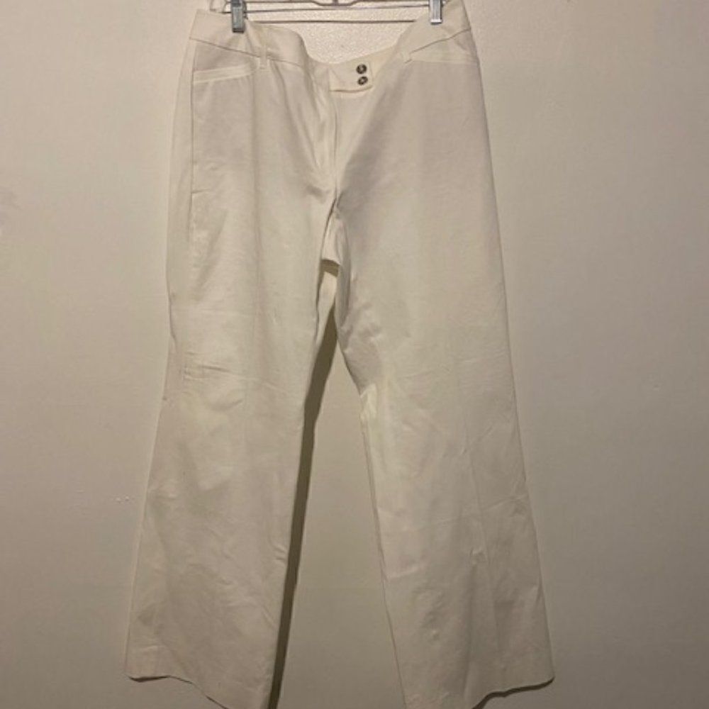 White House Black Market White Modern Boot pants, size 14R